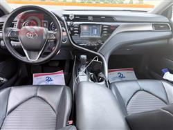 تۆیۆتا کامری